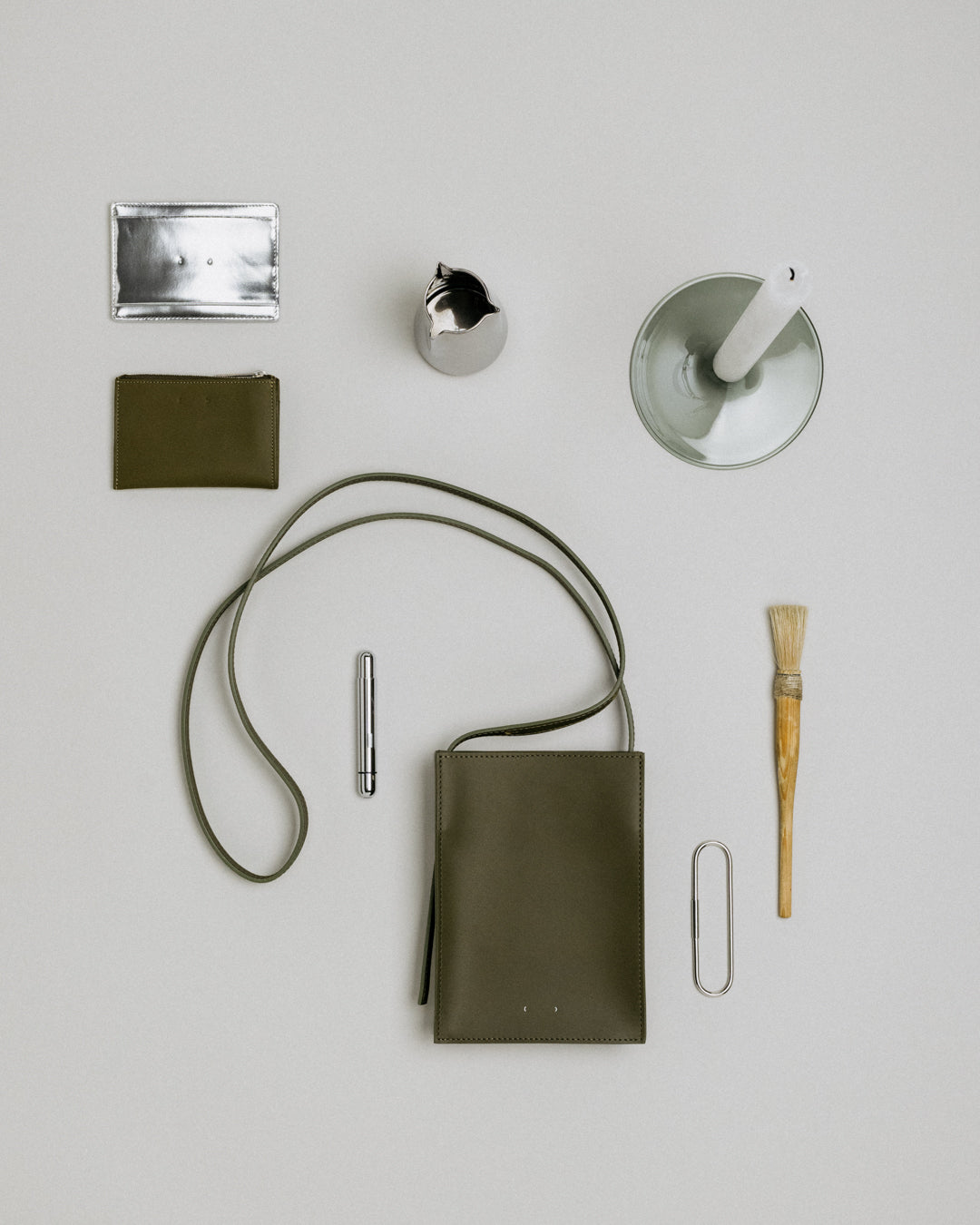 GIFT GUIDE - 04