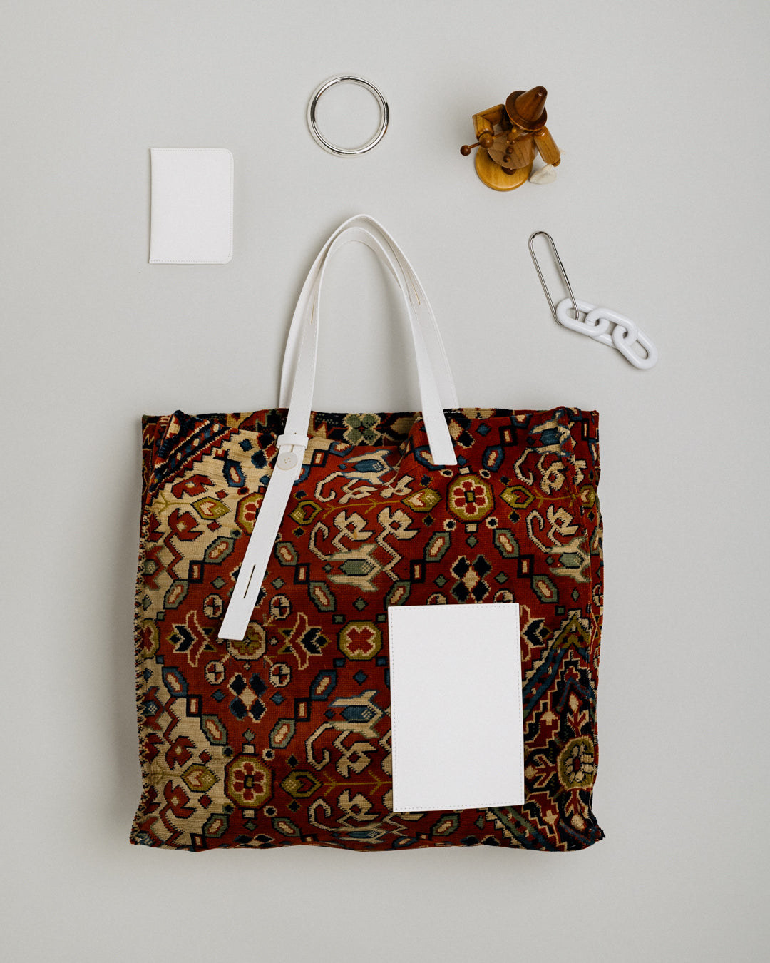 GIFT GUIDE - 02