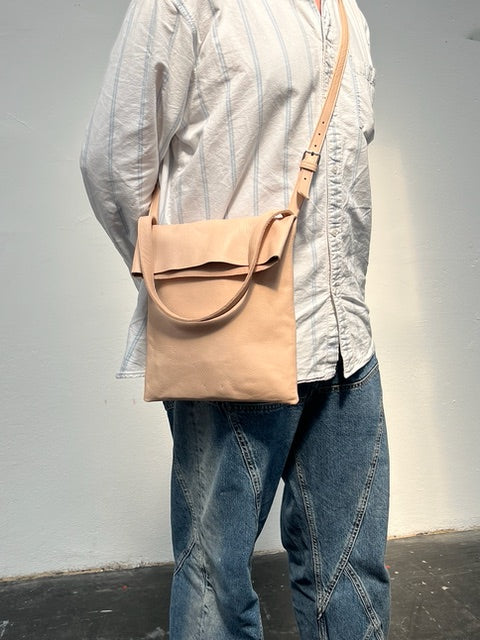 AB 131 Messenger Tasche Rosa