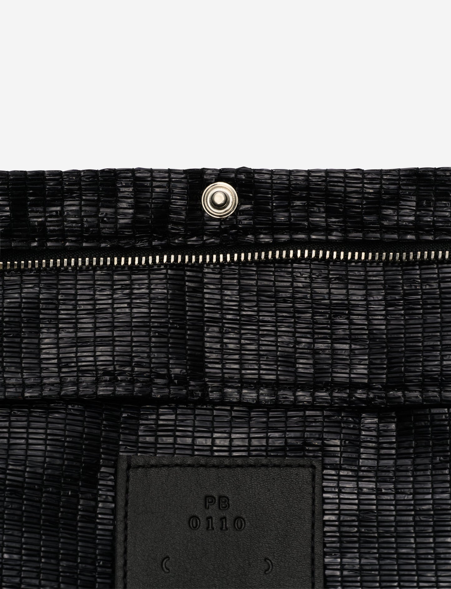 AB 115.1 Messenger Bag Schwarz