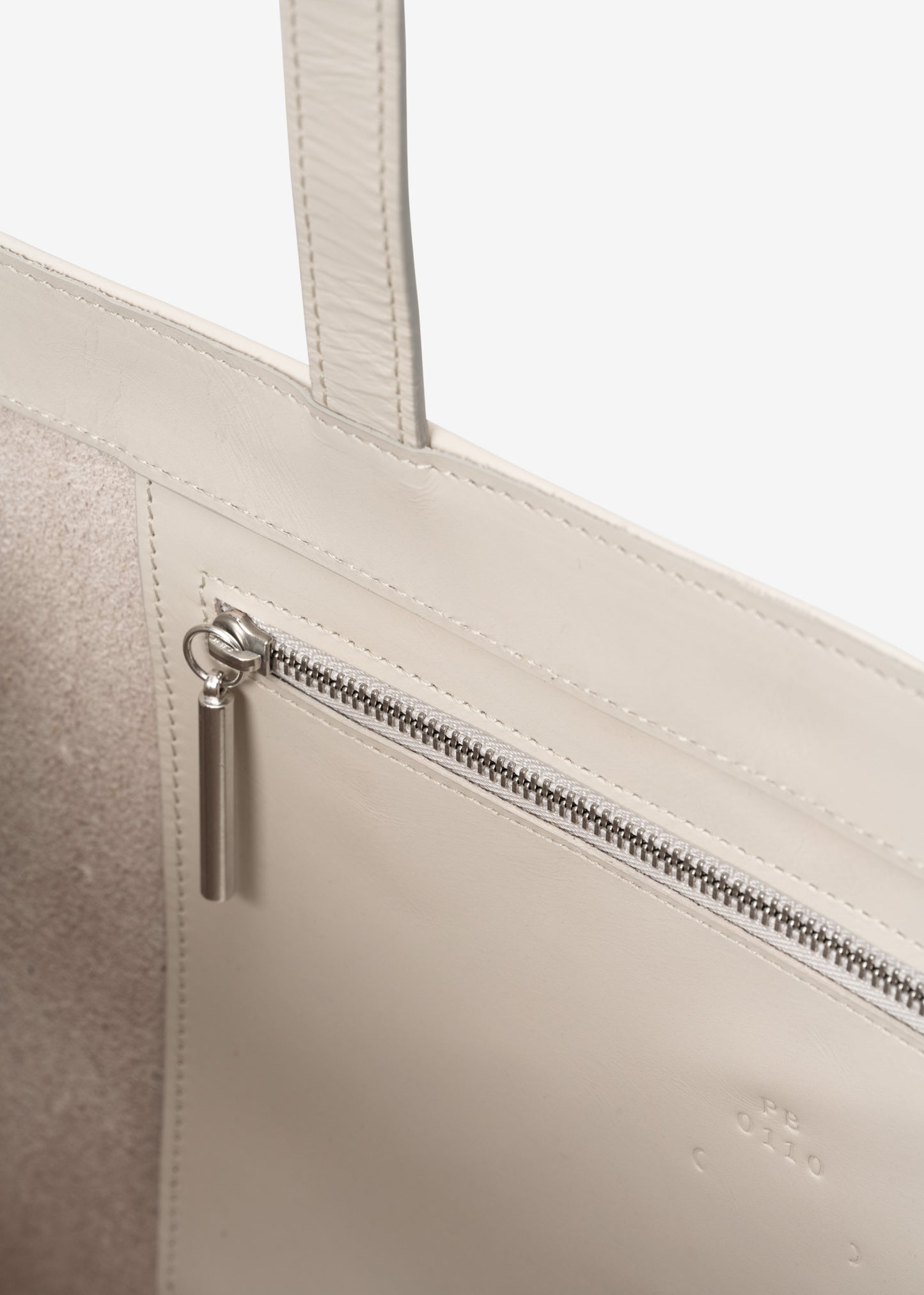 PB 11 Shoulder Bag Dust